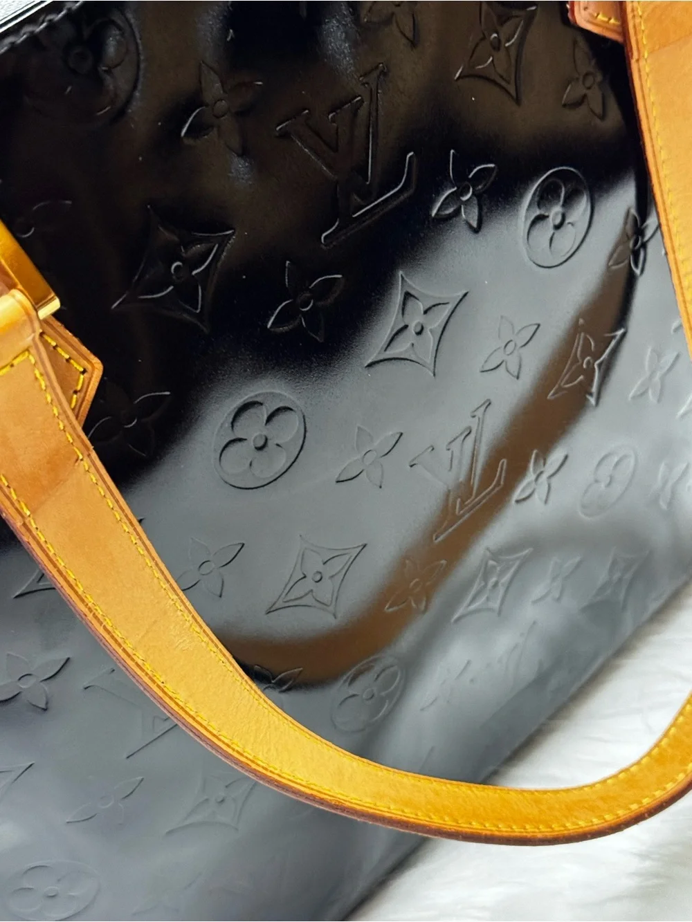 Louis Vuitton Vernis Black Houston Bag Tote Vachetta Leather + Dust Bag